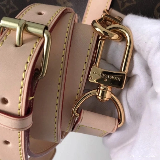 Official oldcobbler KEEPALL VUITTON BANDOULIÈRE 45 LOUIS  0817